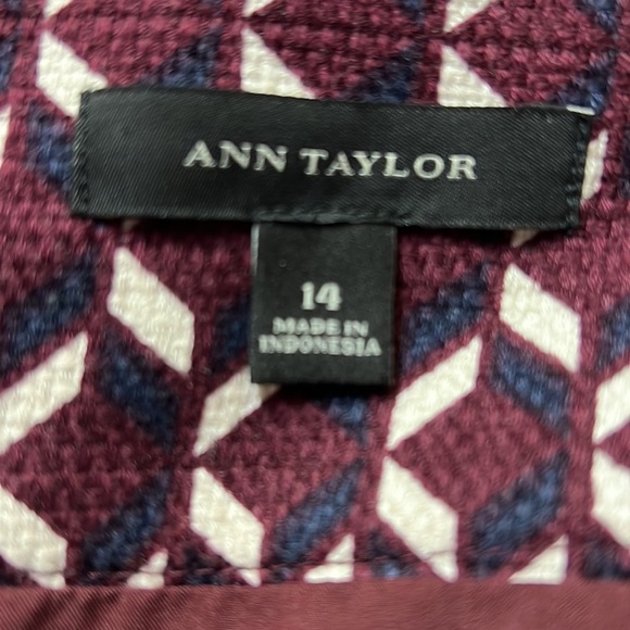 Ann Taylor Printed Skirt - Picture 5 of 7